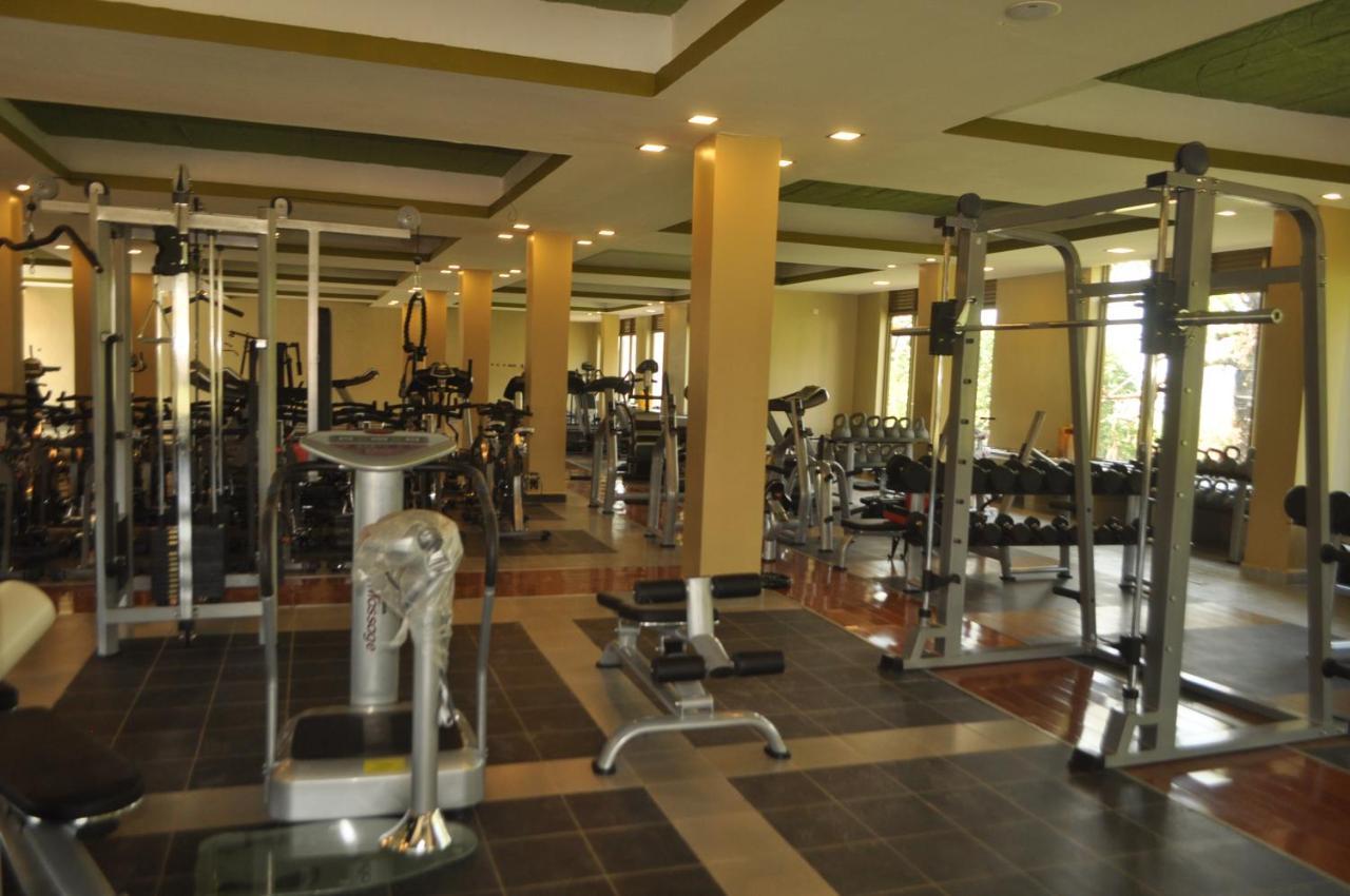 Silver Springs Hotel Kampala Extérieur photo