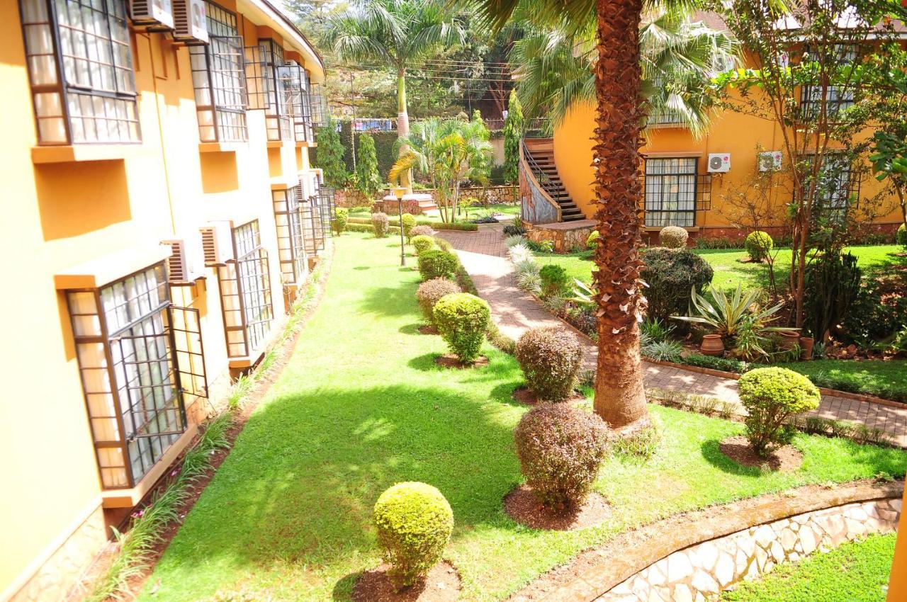 Silver Springs Hotel Kampala Extérieur photo